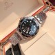オメガ OMEGA セイマスター シリーズ プルプール オーシャン ウォッチ 300m コアックス・マスター オーソドックス 42mm ダイビング ウォッチ!独自のオリジナルと同じ8800メカニカルムーブメントを搭載し、渦巻き状の構造を持つ振り子!ステンレス・スチール素材の引き伸ばし加工表ケースで、一部はツヤ出し処理を施しています。ベゼルはセラミックでデザインされ、白いエナメルのダイビング目盛りが施されており、ラチェット式のカウントダウンベゼルは反時計回りに単方向に回転します。丸みを帯びたサファイアガラス オメガ OMEGA セイマスター シリーズ プルプール オーシャン ウォッチ 300m コアックス・マスター オーソドックス 42mm ダイビング ウォッチ!独自のオリジナルと同じ8800メカニカルムーブメントを搭載し、渦巻き状の構造を持つ振り子!ステンレス・スチール素材の引き伸ばし加工表ケースで、一部はツヤ出し処理を施しています。ベゼルはセラミックでデザインされ、白いエナメルのダイビング目盛りが施されており、ラチェット式のカウントダウンベゼルは反時計回りに単方向に回転します。丸みを帯びたサファイアガラス