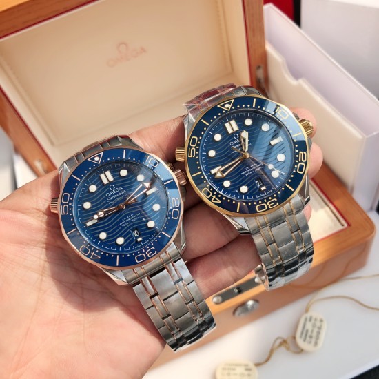 オメガ OMEGA セイマスター シリーズ プルプール オーシャン ウォッチ 300m コアックス・マスター オーソドックス 42mm ダイビング ウォッチ!独自のオリジナルと同じ8800メカニカルムーブメントを搭載し、渦巻き状の構造を持つ振り子!ステンレス・スチール素材の引き伸ばし加工表ケースで、一部はツヤ出し処理を施しています。ベゼルはセラミックでデザインされ、白いエナメルのダイビング目盛りが施されており、ラチェット式のカウントダウンベゼルは反時計回りに単方向に回転します。丸みを帯びたサファイアガラス オメガ OMEGA セイマスター シリーズ プルプール オーシャン ウォッチ 300m コアックス・マスター オーソドックス 42mm ダイビング ウォッチ!独自のオリジナルと同じ8800メカニカルムーブメントを搭載し、渦巻き状の構造を持つ振り子!ステンレス・スチール素材の引き伸ばし加工表ケースで、一部はツヤ出し処理を施しています。ベゼルはセラミックでデザインされ、白いエナメルのダイビング目盛りが施されており、ラチェット式のカウントダウンベゼルは反時計回りに単方向に回転します。丸みを帯びたサファイアガラス