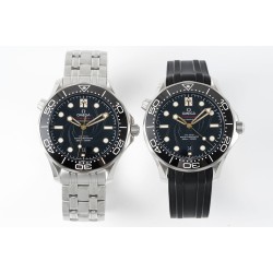 オメガ OMEGA  オメガ（OMEGA）のシーマスター300メートルシリーズ、サイズは42mmです。