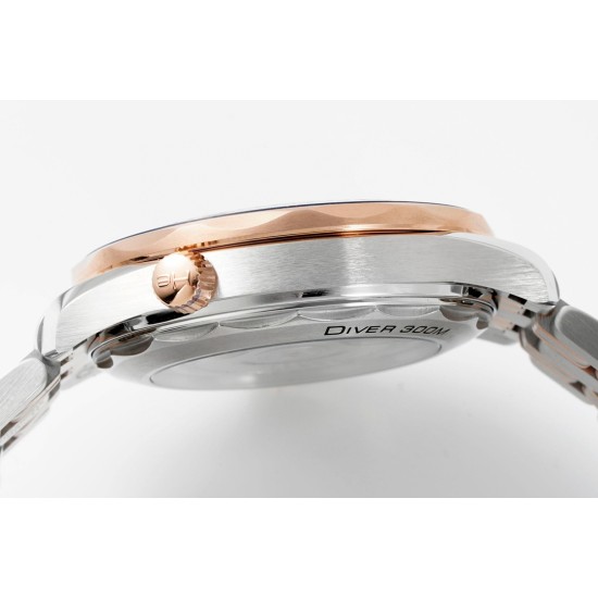 オメガ OMEGA オメガ(OMEGA)のシーマスター300メートルシリーズ、サイズは42mmです。 オメガ OMEGA オメガ(OMEGA)のシーマスター300メートルシリーズ、サイズは42mmです。
