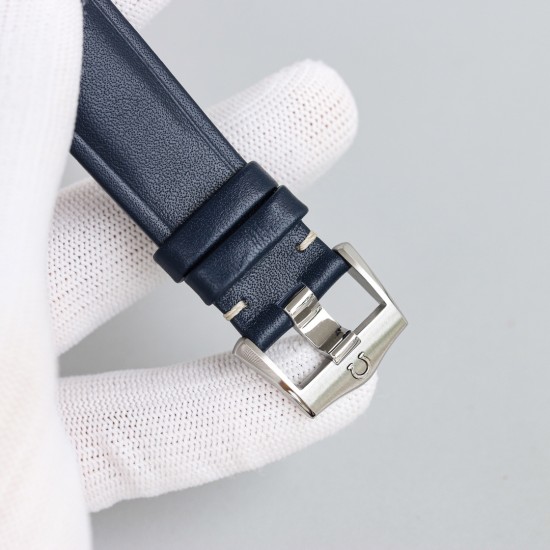 オメガ OMEGA スーパークロックシリーズのスプリットタイマーメカニカルメンズウォッチ。cal.9300オートマチックムーブメント、ツインT防振ブラックバランスウィール、ドーム型ガラスの鏡面、輸入牛革バンド、超強力の夜光機能、超強力の防水性能。ケース径は42mmで、ムーブメントは全く欠点がなく、完璧と言える。 オメガ OMEGA スーパークロックシリーズのスプリットタイマーメカニカルメンズウォッチ。cal.9300オートマチックムーブメント、ツインT防振ブラックバランスウィール、ドーム型ガラスの鏡面、輸入牛革バンド、超強力の夜光機能、超強力の防水性能。ケース径は42mmで、ムーブメントは全く欠点がなく、完璧と言える。