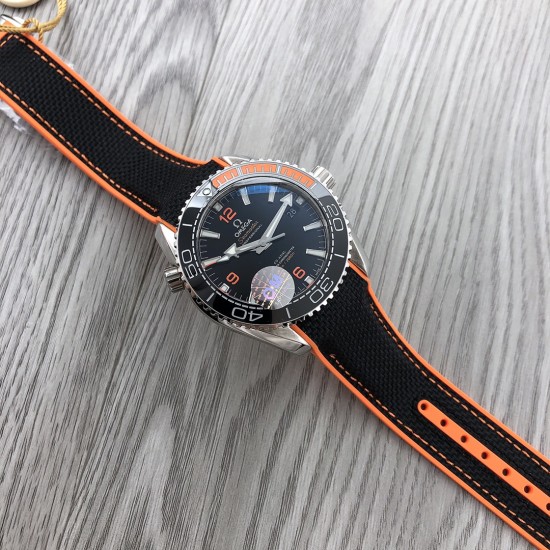 オメガ OMEGA PQ1 オーシャンウォッチ シーマスター プロフェッショナル 600メートル “クォーターオレンジ”! 8900 VS 自家製一体ムーブメントを採用し、輸入原料のセラミックで精巧に製作されており、平らで滑らかです! オメガ OMEGA PQ1 オーシャンウォッチ シーマスター プロフェッショナル 600メートル “クォーターオレンジ”! 8900 VS 自家製一体ムーブメントを採用し、輸入原料のセラミックで精巧に製作されており、平らで滑らかです!