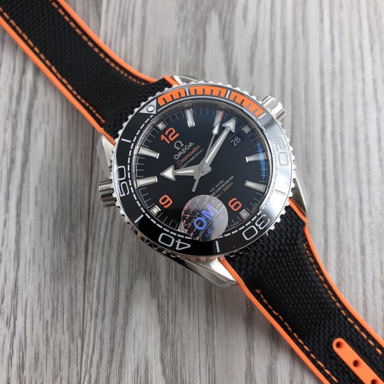 オメガ OMEGA PQ1 オーシャンウォッチ シーマスター プロフェッショナル 600メートル “クォーターオレンジ”! 8900 VS 自家製一体ムーブメントを採用し、輸入原料のセラミックで精巧に製作されており、平らで滑らかです! オメガ OMEGA PQ1 オーシャンウォッチ シーマスター プロフェッショナル 600メートル “クォーターオレンジ”! 8900 VS 自家製一体ムーブメントを採用し、輸入原料のセラミックで精巧に製作されており、平らで滑らかです!