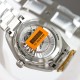 オメガ OMEGA [サイズ]：43mmサファイアクリスタルガラス、Air二層無色コーティング [Airコーティングにより、ガラス板がより透明になり、強い光の下でも時刻を読み取ることができます] 316L精鋼の時計ケースで、すべての細部に対してCNC加工を行います。精鋼で研磨された指針は、非常に強い効果を持っています。研磨された面はより滑らかです [ダイヤル]すべての模様は一体成型で、立体感を十分に表現しています。複数層のダイヤルを重ね合わせて固定しており、ダイヤル中央の北半球の世界時はエナメル工芸で焼成