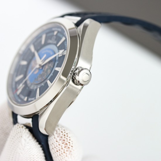 オメガ OMEGA [サイズ]：43mmサファイアクリスタルガラス、Air二層無色コーティング [Airコーティングにより、ガラス板がより透明になり、強い光の下でも時刻を読み取ることができます] 316L精鋼の時計ケースで、すべての細部に対してCNC加工を行います。精鋼で研磨された指針は、非常に強い効果を持っています。研磨された面はより滑らかです [ダイヤル]すべての模様は一体成型で、立体感を十分に表現しています。複数層のダイヤルを重ね合わせて固定しており、ダイヤル中央の北半球の世界時はエナメル工芸で焼成