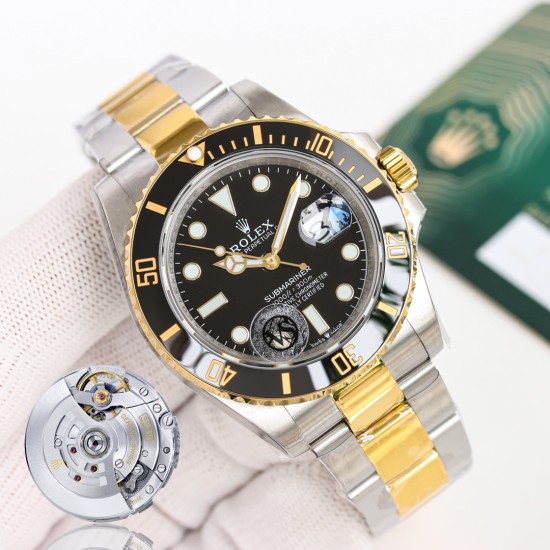 新品 ロレックス ROLEX サブマリナー ケース径:41mm 全く新しいケースタイプで、正規品を元に型を取って作られており、新しい3235ムーブメントを搭載しています。時計の針の調整は可逆的で、72時間のパワーリザーブ(動力貯蔵)機能を備えています。そう、72時間です。市場に出回っている3235ムーブメントや2824/2836ムーブメントの実際のパワーリザーブ時間は約38時間程度で、一晩だけ置くことができます。 新品 ロレックス ROLEX サブマリナー ケース径:41mm 全く新しいケースタイプで、正規品を元に型を取って作られており、新しい3235ムーブメントを搭載しています。時計の針の調整は可逆的で、72時間のパワーリザーブ(動力貯蔵)機能を備えています。そう、72時間です。市場に出回っている3235ムーブメントや2824/2836ムーブメントの実際のパワーリザーブ時間は約38時間程度で、一晩だけ置くことができます。