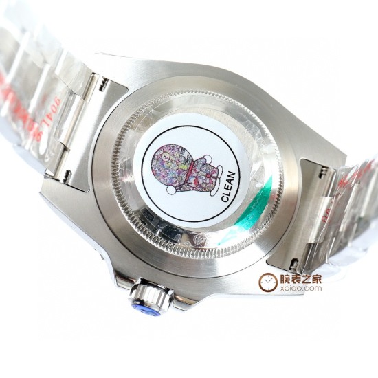 ロレックス ROLEX が大爆発的に登場!グリニッジ 、指針は、メッキ白金をアップグレードし、どんな角度から見ても輝きを感じることができます。特殊な針先の技術を採用しており、夜光塗料にはスイス産の青緑色の夜光塗料を使用し、夜光効果を完璧に再現しています。時計盤は、立体印刷で、メッキ白金を使用し、中心軸が下がっており、カレンダーも下がっています。リング:真っ暗な青と黒のリング/赤と青のリング/黒のリング/本物のセラミックで、いずれも白金で埋められています。カレンダー:新バージョンのロレックスのカレンダーの文 ロレックス ROLEX が大爆発的に登場!グリニッジ 、指針は、メッキ白金をアップグレードし、どんな角度から見ても輝きを感じることができます。特殊な針先の技術を採用しており、夜光塗料にはスイス産の青緑色の夜光塗料を使用し、夜光効果を完璧に再現しています。時計盤は、立体印刷で、メッキ白金を使用し、中心軸が下がっており、カレンダーも下がっています。リング:真っ暗な青と黒のリング/赤と青のリング/黒のリング/本物のセラミックで、いずれも白金で埋められています。カレンダー:新バージョンのロレックスのカレンダーの文
