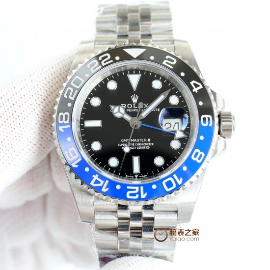 ロレックス ROLEX が大爆発的に登場!グリニッジ 、指針は、メッキ白金をアップグレードし、どんな角度から見ても輝きを感じることができます。特殊な針先の技術を採用しており、夜光塗料にはスイス産の青緑色の夜光塗料を使用し、夜光効果を完璧に再現しています。時計盤は、立体印刷で、メッキ白金を使用し、中心軸が下がっており、カレンダーも下がっています。リング:真っ暗な青と黒のリング/赤と青のリング/黒のリング/本物のセラミックで、いずれも白金で埋められています。カレンダー:新バージョンのロレックスのカレンダーの文 ロレックス ROLEX が大爆発的に登場!グリニッジ 、指針は、メッキ白金をアップグレードし、どんな角度から見ても輝きを感じることができます。特殊な針先の技術を採用しており、夜光塗料にはスイス産の青緑色の夜光塗料を使用し、夜光効果を完璧に再現しています。時計盤は、立体印刷で、メッキ白金を使用し、中心軸が下がっており、カレンダーも下がっています。リング:真っ暗な青と黒のリング/赤と青のリング/黒のリング/本物のセラミックで、いずれも白金で埋められています。カレンダー:新バージョンのロレックスのカレンダーの文