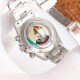 ロレックス(ROLEX)、ケースの厚さは 12.2~12.4mm すべてのケースにはドイツ産の904L精鋼が採用されており、完全に透明なサファイアガラスが使用されています。エッジ部分は小さなR楕円形のデザインで、視覚的にも優れています。夜光部分にはスイス産の夜光塗料が使用されています。ゴムベルトのバンド留め具は折り畳み式の留め具が採用されています。ステンレスベルトのケースもすべてドイツ産の904L精鋼を使用しており、完全に透明なサファイアガラスを採用し、エッジ部分は小さなR楕円形のデザインです。手触りで感 ロレックス(ROLEX)、ケースの厚さは 12.2~12.4mm すべてのケースにはドイツ産の904L精鋼が採用されており、完全に透明なサファイアガラスが使用されています。エッジ部分は小さなR楕円形のデザインで、視覚的にも優れています。夜光部分にはスイス産の夜光塗料が使用されています。ゴムベルトのバンド留め具は折り畳み式の留め具が採用されています。ステンレスベルトのケースもすべてドイツ産の904L精鋼を使用しており、完全に透明なサファイアガラスを採用し、エッジ部分は小さなR楕円形のデザインです。手触りで感