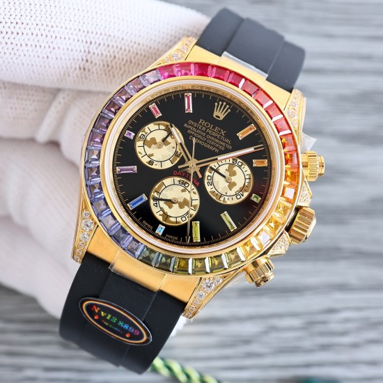 レインボーの頂上を飛び越える---ロレックス ROLEX レインボービーズのデイトナ プラチナメントの目、Cal.7750メカニカルクロノグラフ「二代目レインボーデイトナ」のケースとバンドは316Lステンレス鋼を使用しています。時計ケースのすべての細部は、さらに人工的な工程で磨き上げ、研磨され、検査されており、仕上がりは非常に精巧です。ビーズの角度と宝石の大きさ、数、色はレインボーのようにグラデーションしています。ガラスにはサファイアガラスを使用しており、透き通った鏡面効果があります。ムーブメントには77 レインボーの頂上を飛び越える---ロレックス ROLEX レインボービーズのデイトナ プラチナメントの目、Cal.7750メカニカルクロノグラフ「二代目レインボーデイトナ」のケースとバンドは316Lステンレス鋼を使用しています。時計ケースのすべての細部は、さらに人工的な工程で磨き上げ、研磨され、検査されており、仕上がりは非常に精巧です。ビーズの角度と宝石の大きさ、数、色はレインボーのようにグラデーションしています。ガラスにはサファイアガラスを使用しており、透き通った鏡面効果があります。ムーブメントには77