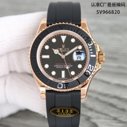 ロレックス ROLEX ヨットマスター 40 シリーズ，独占カスタマイズされた3135一体型ムーブメントを採用し、動力蓄えはなんと72時間にも達し、品質が安定し信頼性が高いです。品質保証付きです。ケース：サイズ ケースの厚さはわずか11.5です。③文字盤：頂級のスイス製氷青色ルミネッセンスを使用し、下地の模様が繊細で、色が正確に一致しています。超強力な夜光性能を持ち、真夜中の王者です！ガラス：サファイアガラスに2.5倍の拡大鏡効果を組み合わせ、ガラスは透明です。青色コーティングを施し、文字がより明瞭になり